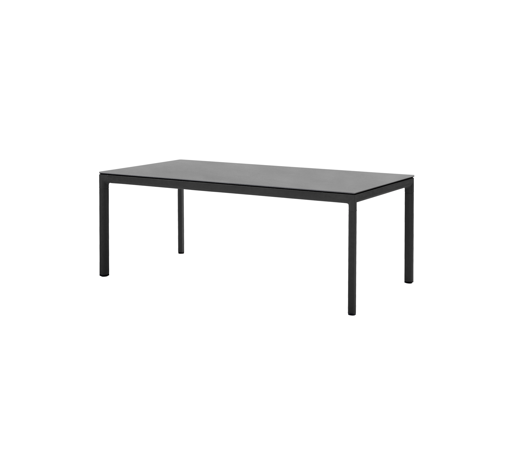 Table rectangulaire simple avec un design épuré et des pieds robustes, adaptée à divers environnements et usages.