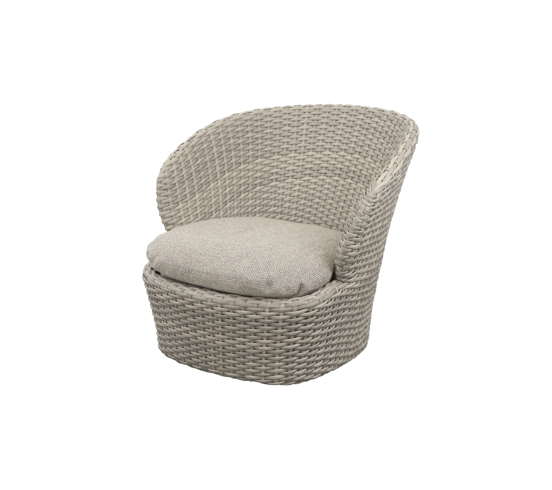 Chaise courbée et confortable avec un design tissé et un coussin douillet, offrant une option de siège confortable pour la détente.