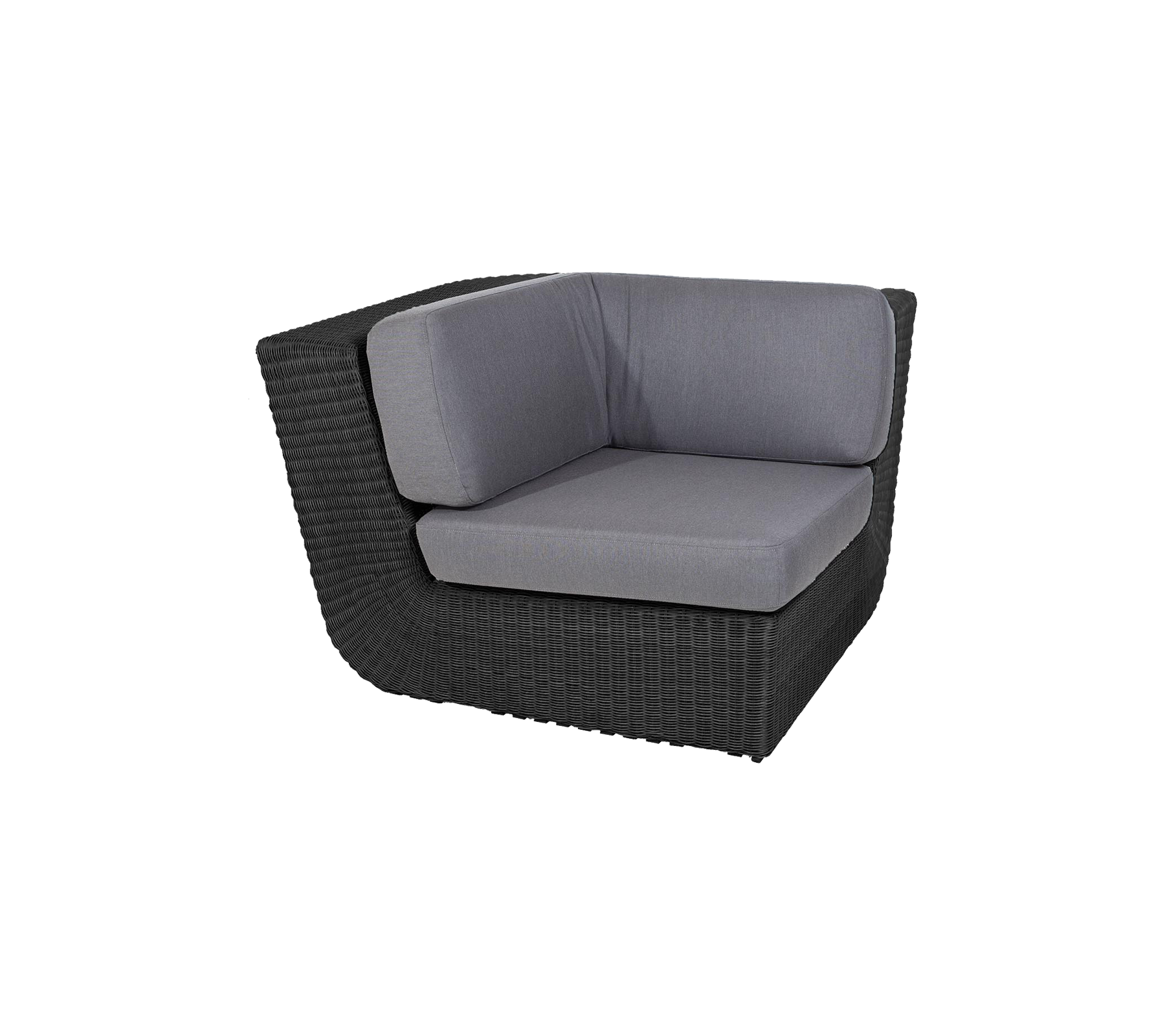 Pièce d'angle élégante avec un cadre en osier noir et des coussins gris confortables, parfaite pour une décoration moderne.