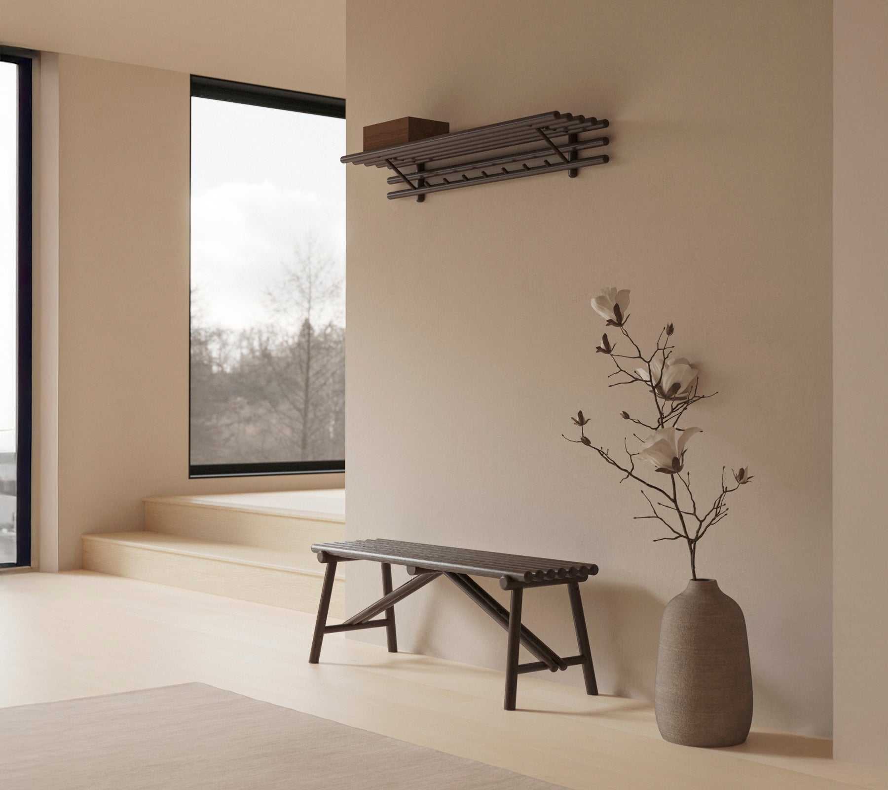 Un espace minimalist avec un banc en bois, un vase décoratif avec une plante et une étagère murale affichant des objets simples.